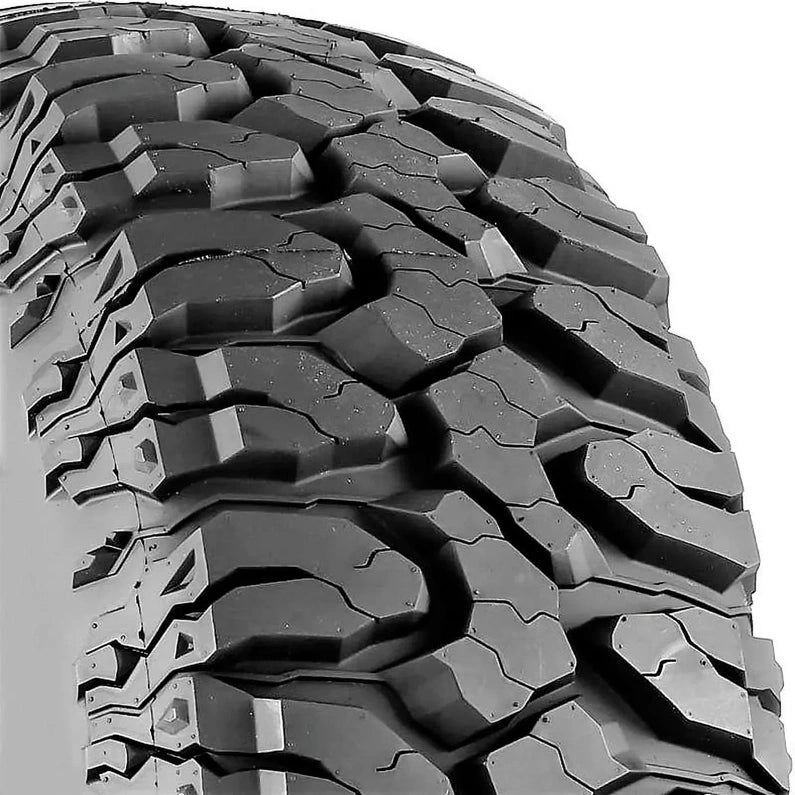 M/T Mud Terrain LT33X12.50R15 108Q C Light Truck Tire