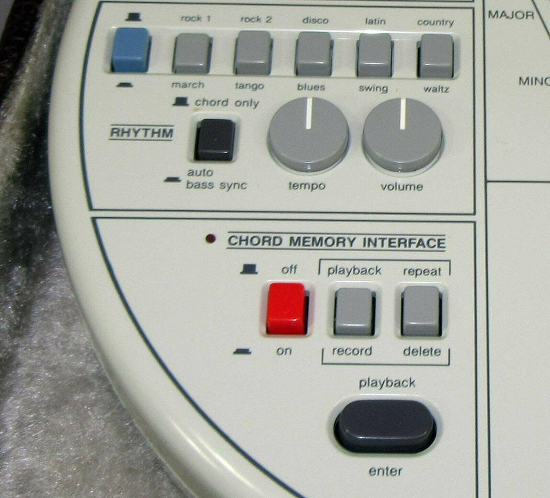 Suzuki Omnichord OM 84 System Two w/ Hard Case Power Supply Manual TESTED! WORKS