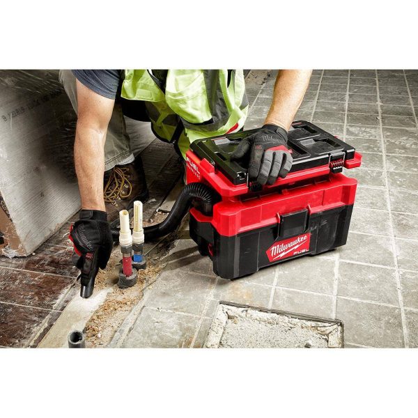 0970-20-48-11-1862 M18 FUEL PACKOUT 18-Volt Lithium-Ion Cordless 2.5 Gal. Wet/Dry Vacuum with (2) M18 HIGH OUTPUT 6.0 Ah Batteries